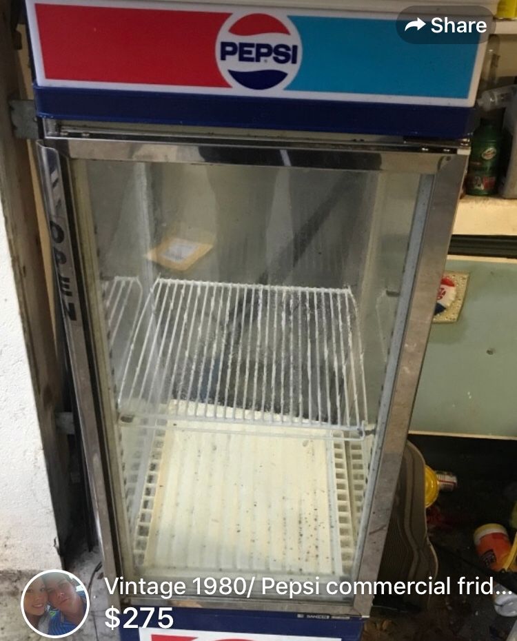 1980/ Pepsi fridge still works like new