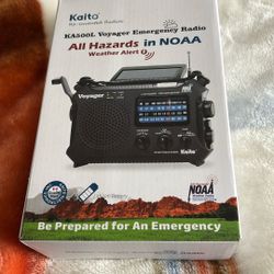 voyager emergency radio