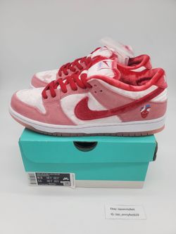Size 9.5 - Nike SB dunk low (Strangelove)