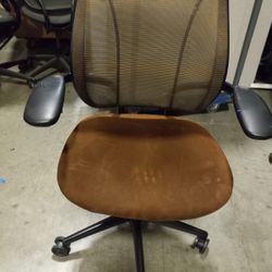 *HUMANSCALE LIBERTY CHAIR