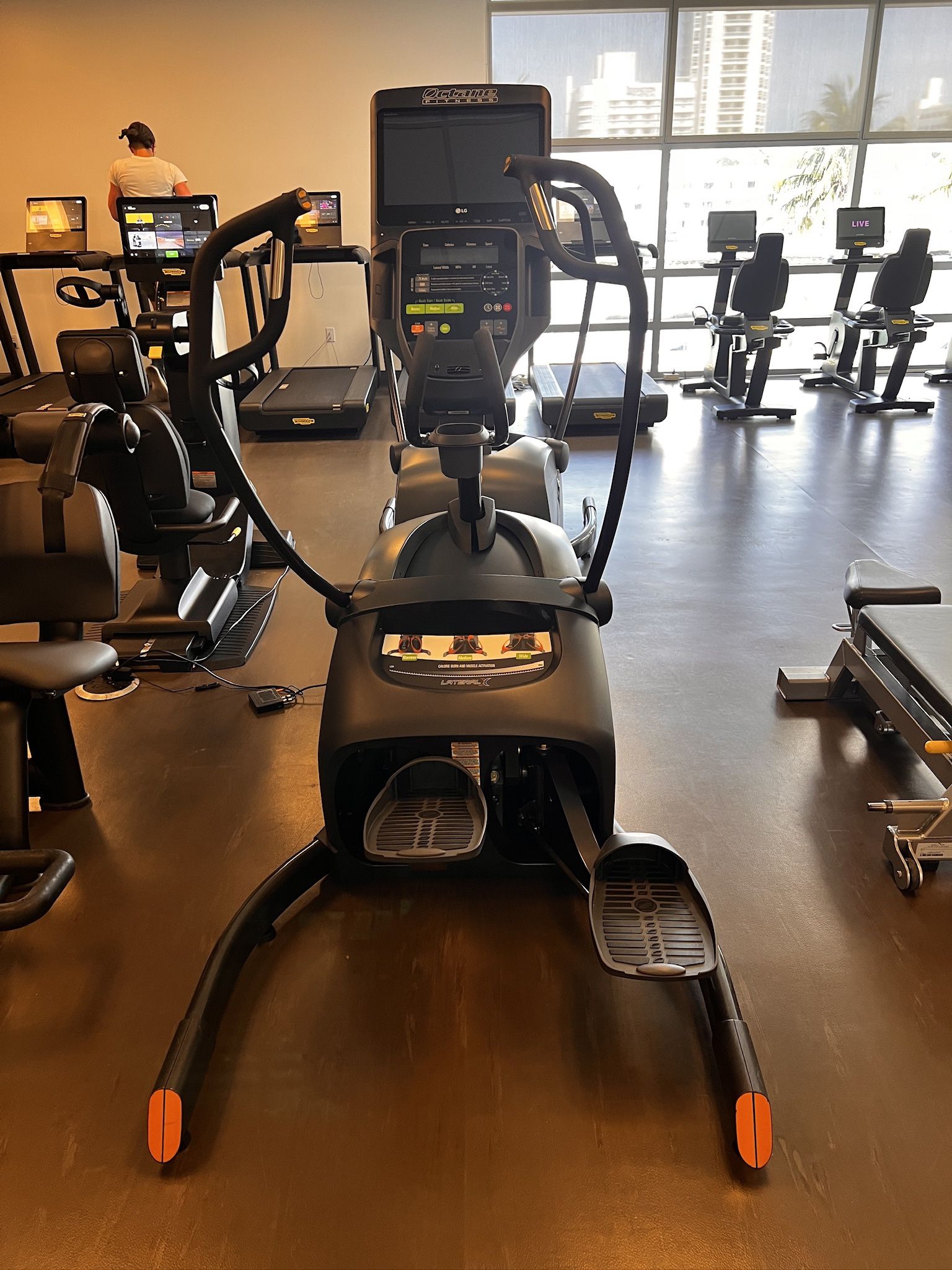 Octane Fitness Lateral X Elliptical with TV in Great Condition