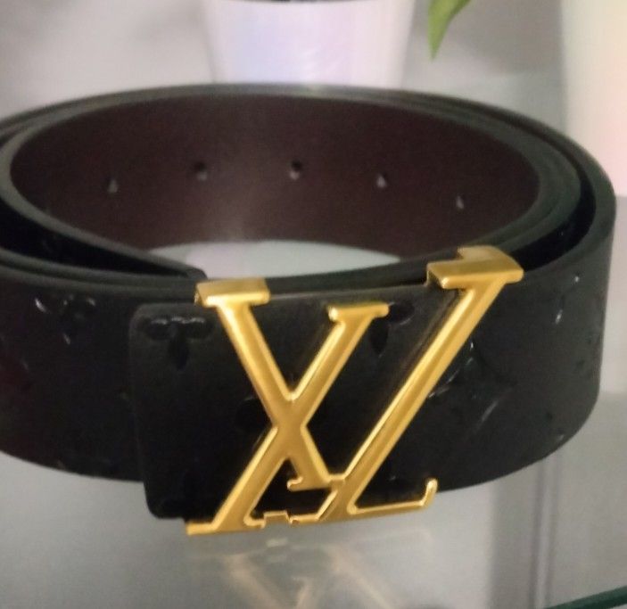 Reverseable Louis Vuitton Belt
