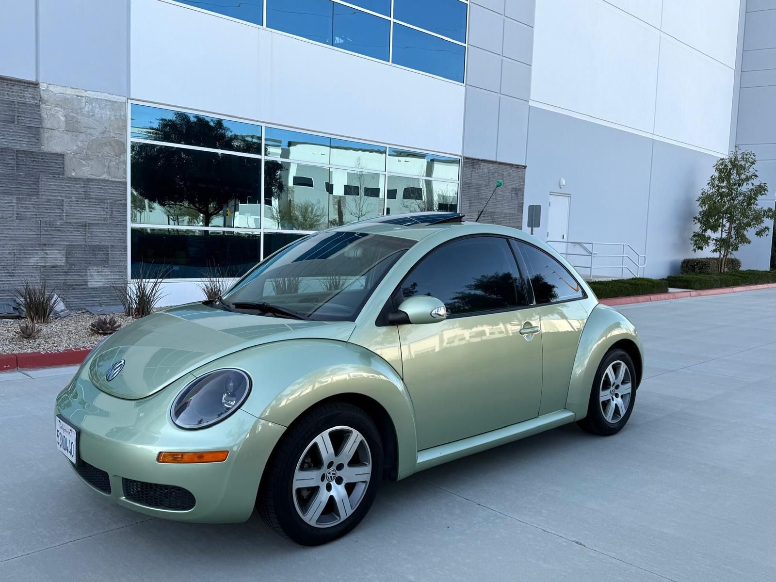 2006 Volkswagen New Beetle