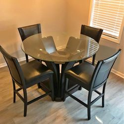Free Delivery💥Brand New Glass High Top Dining Table Set. 
