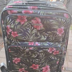 Leisure Lafayette Luggage 25in. Hibiscus 🌺 