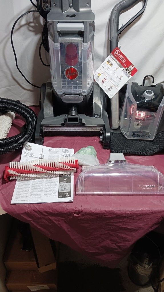 Hoover SmartWash Essentials Automatic Upright Carpet Cleaner Machine, FH52110