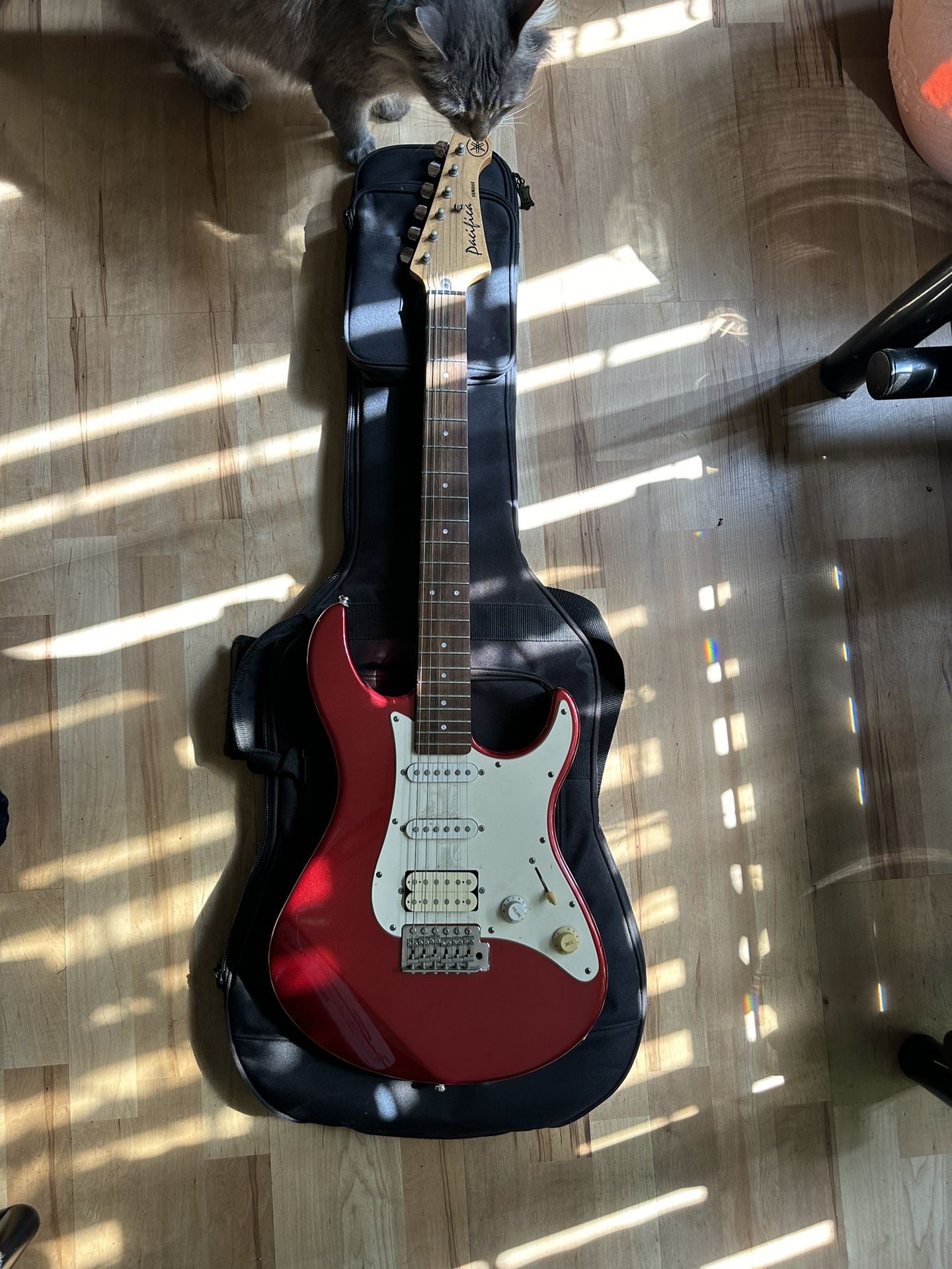 Yamaha Pacifica Guitar