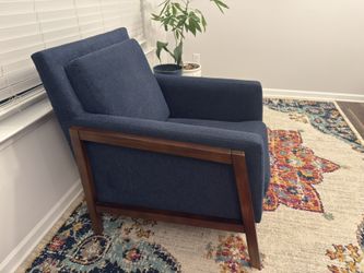 Single Chair and Coffee table