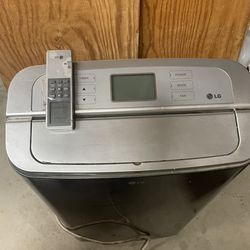 LG 12,000 BTU Portable Air Conditioner
