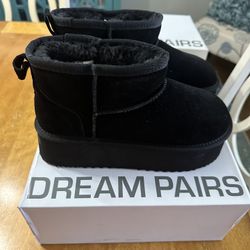 Dream Pairs platform Ankle Boot
