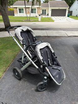 UPPAbaby V2 Vista Stroller