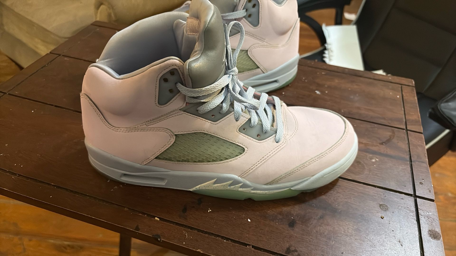 Jordan 5 “Easter”