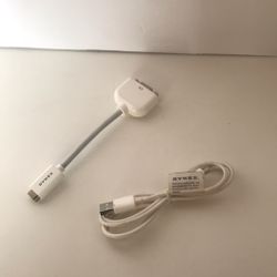 Dynex DVI To VGA Adapter. 