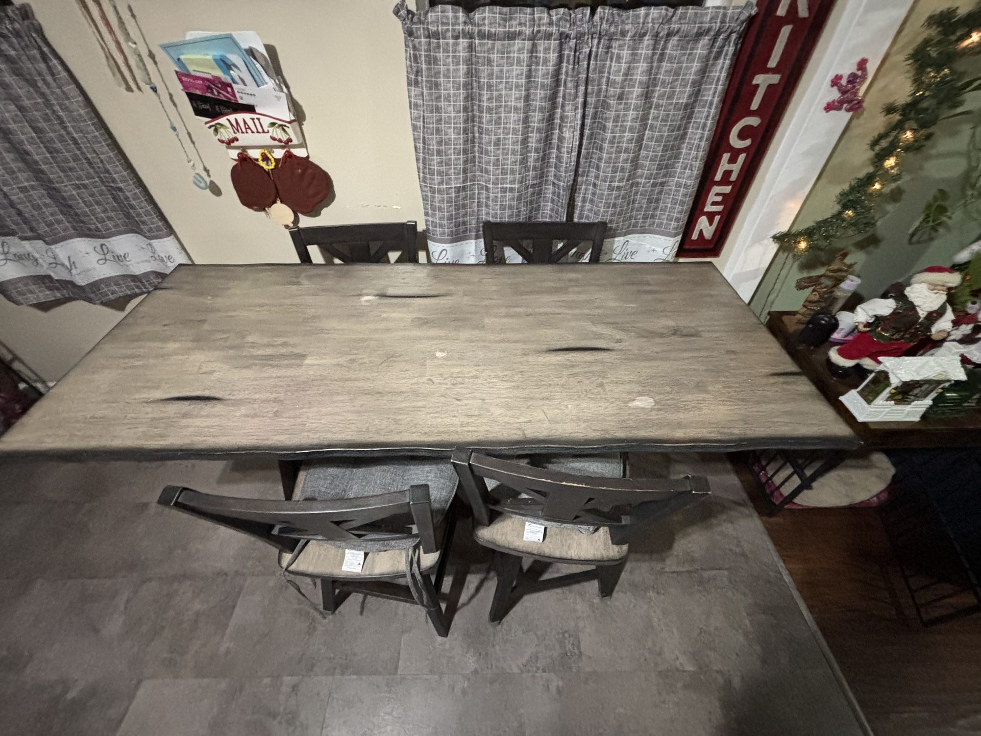 Farmhouse barstool table set