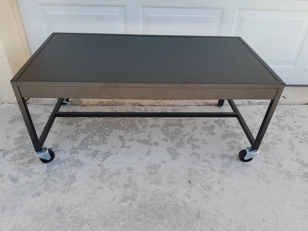 Metal Rolling Table