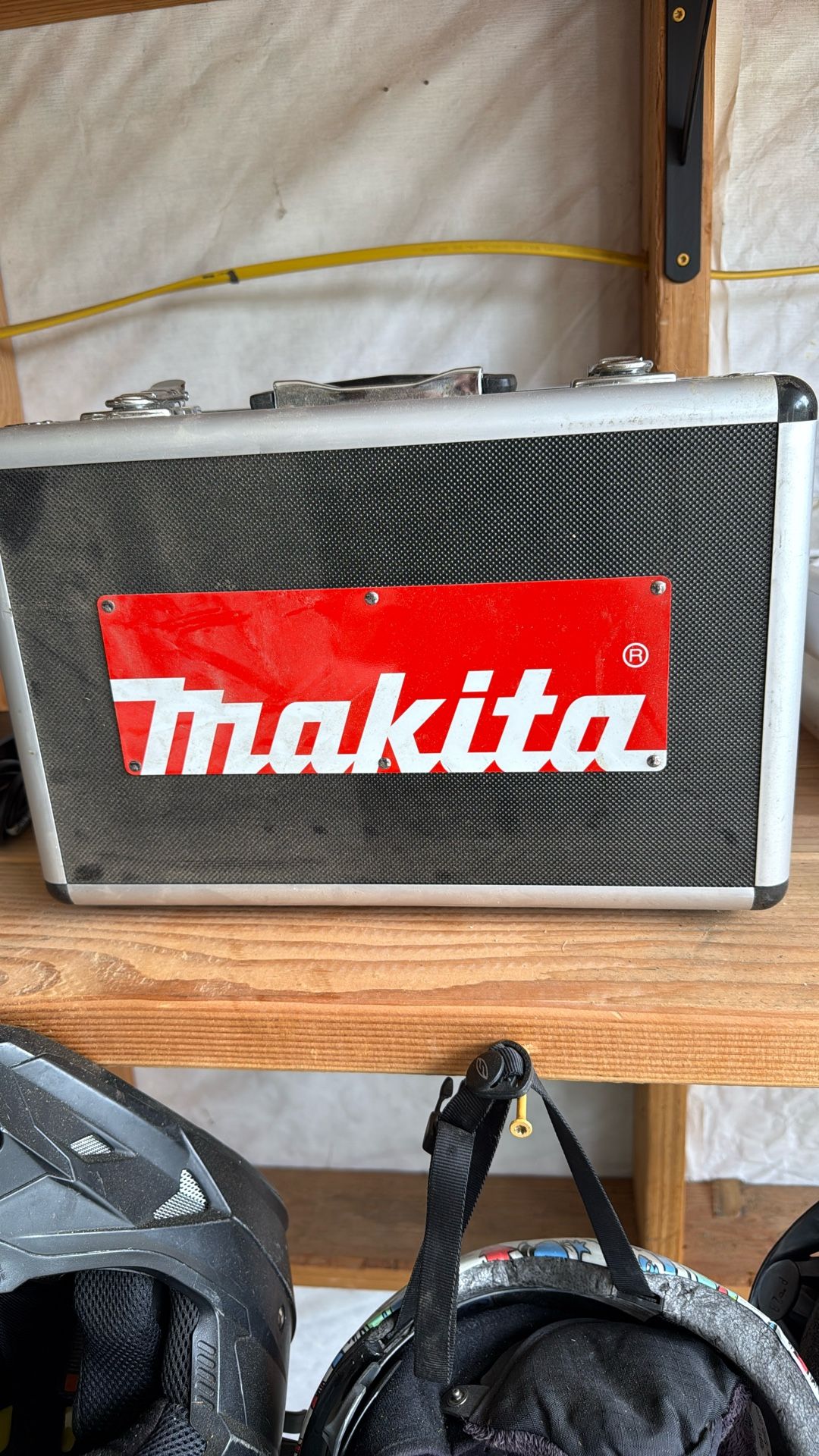 Makita Angel Grinder