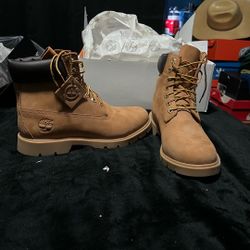 Brand New Timberland Boots Never Worn Before 