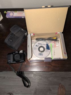 Camera POWER SHOT G10