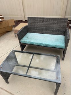 Free wicker bench and coffee table