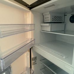 Samsung Refrigerator – Great Condition