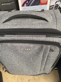 Ricardo Carry on luggage