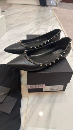 Valentino Flats