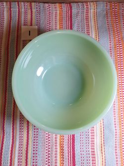 Vtg Jadeite Green Glass 5" Diameter Bowl