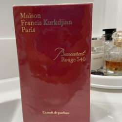 BACCARAT ROUGE 540  EXTRAIT DE PARFUM. (Extract Of Perfume) 2.4 fl. oz. 70 ml. 100% ORIGINAL