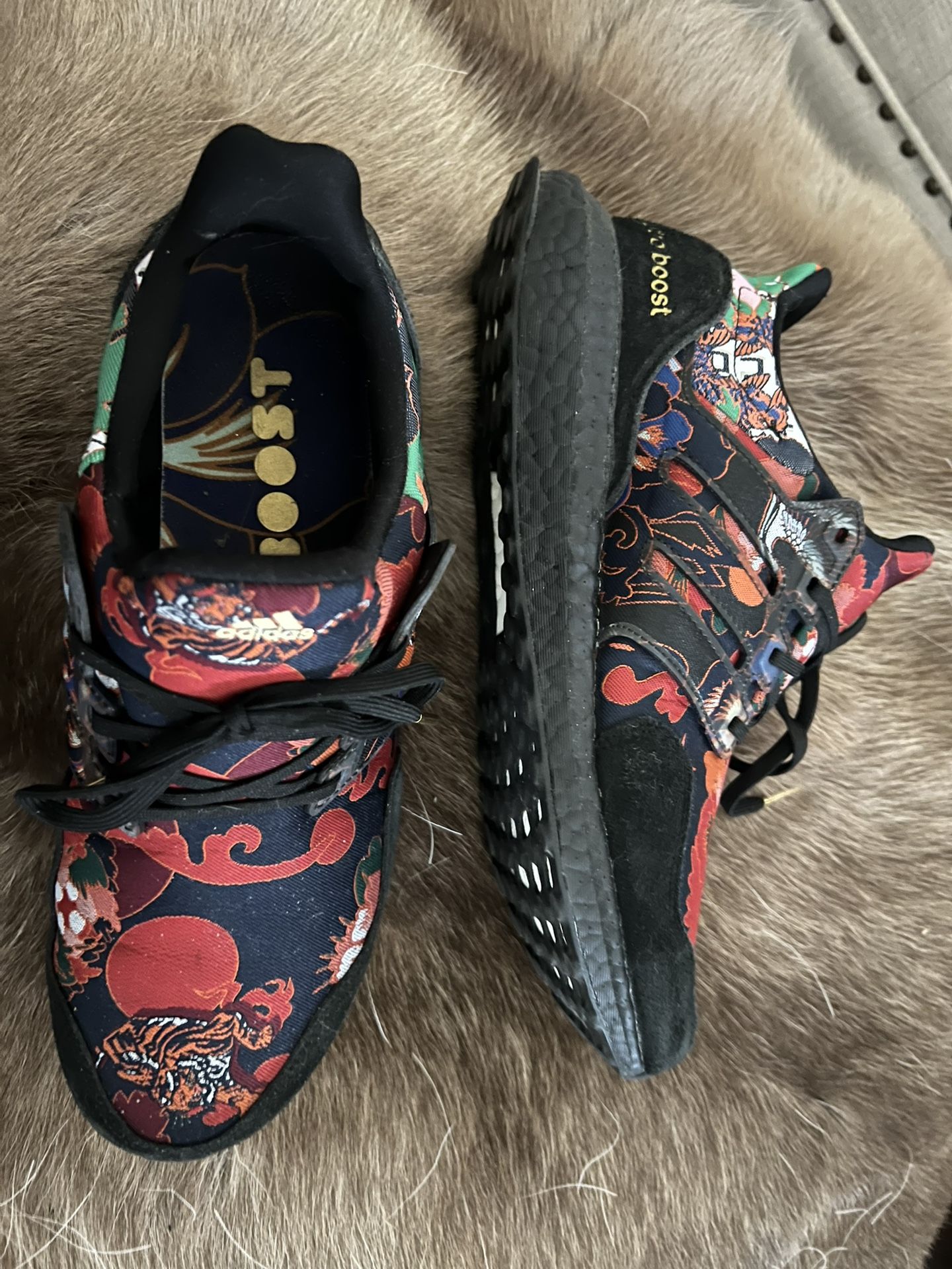Like New Men’s Adidas Lunar New Year Shoes Rare