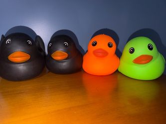 4 Halloween Ducks