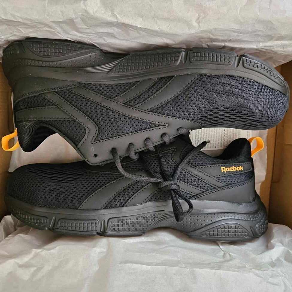 Mens Reebok steel toe work shoes size 9 1/2