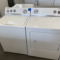 WHIRLPOOL WASHER AND DRYER SET 