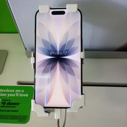 iPhone 17