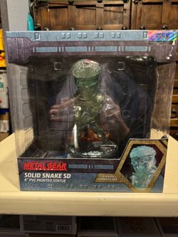 Metal gear solid snake statue