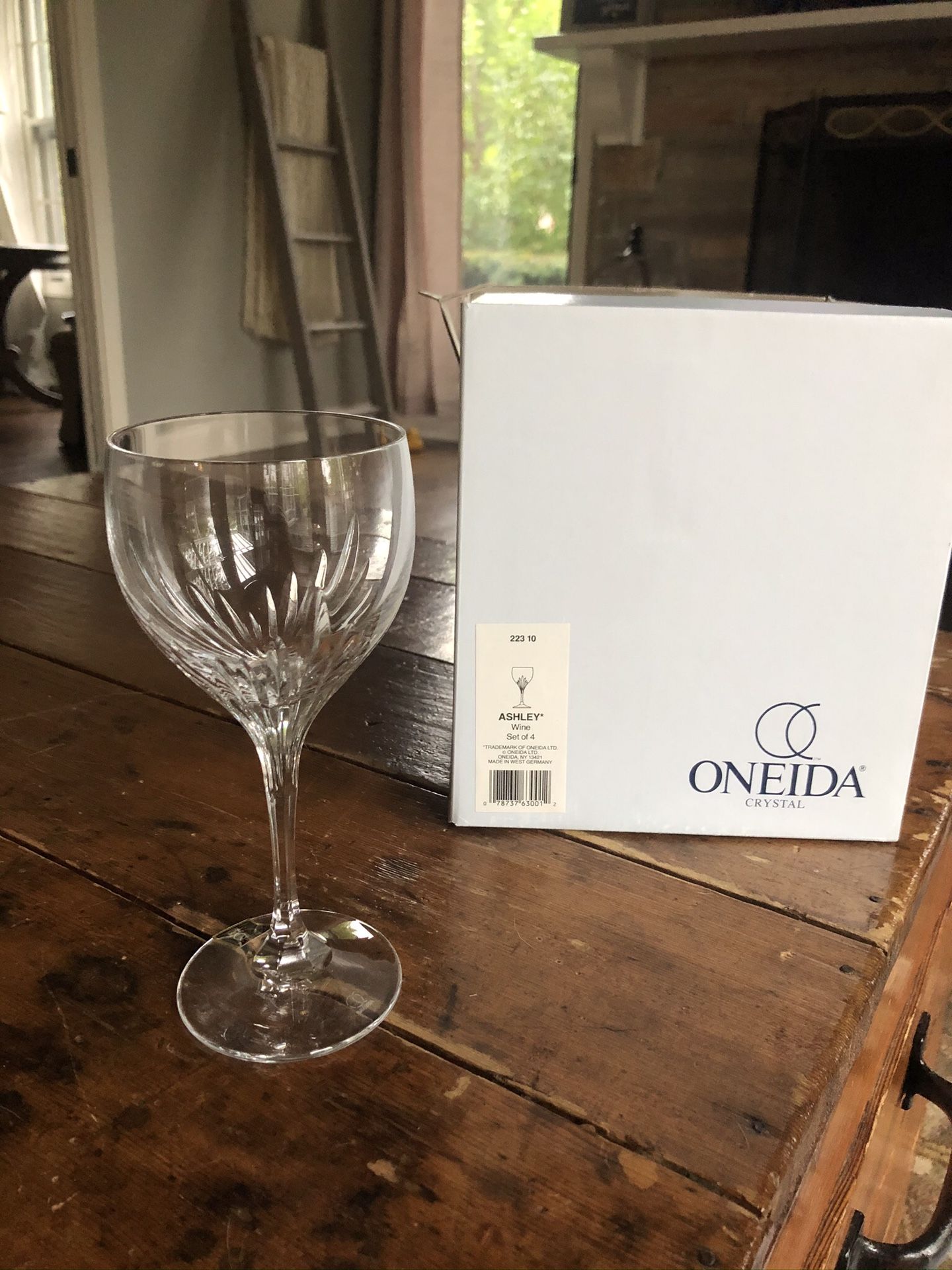 New! Oneida Crystal Ashley wine glasses!