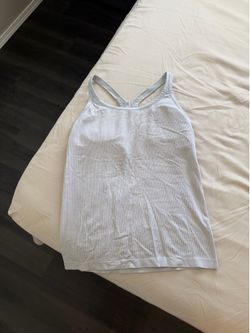 Women’s lululemon workout tank