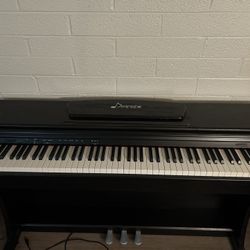 Donner DDP-300: Piano With Weighted Keys