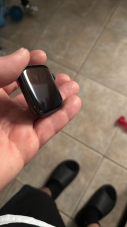 Se2 Apple Watch $60