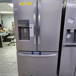 FRIDGIDAIRE  GALLERY 3 FRNCH DOOR REFRIGERATOR WITH  1 YEAR WARRANTY/1 AÑO DE GARANTIA POR ESCRITO 