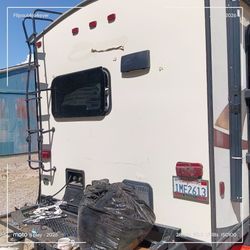 2017 spree travel trailor 34ft