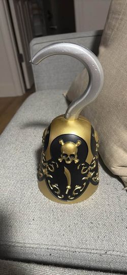 Pirates Hook