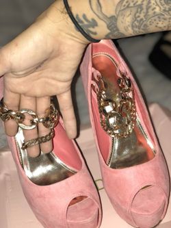 Suede pink heels with chains 6.5