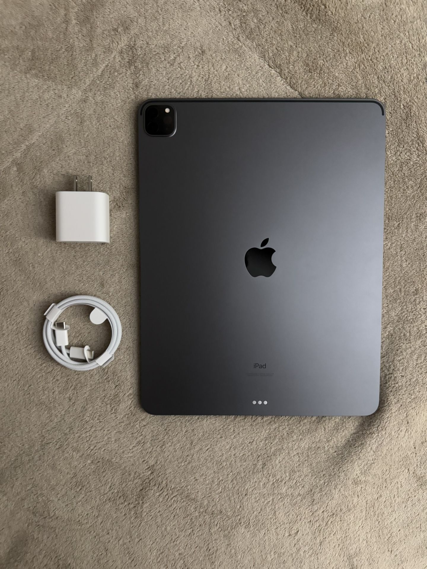12.9” iPad Pro (M1) 256 GB WiFi 