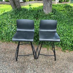 Black swivel bar stools  