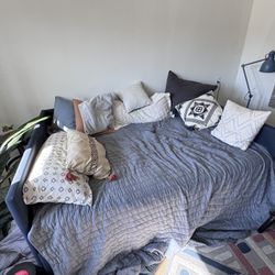 Day Bed with Storage 