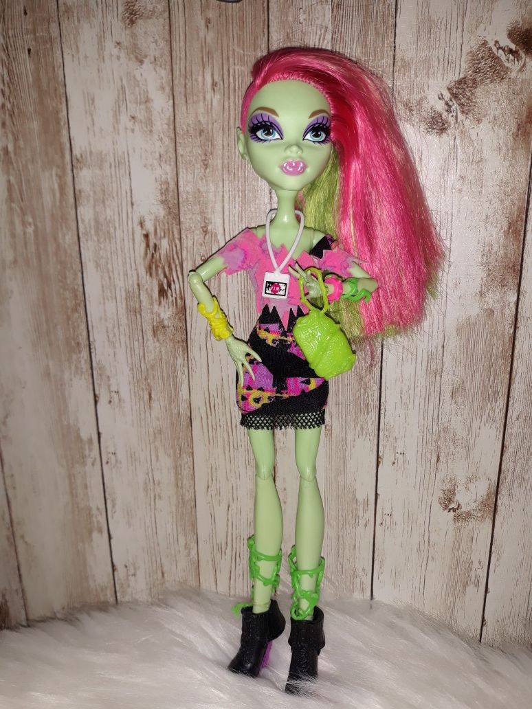 Venus Mcflytrap Music Festival Monster High Doll