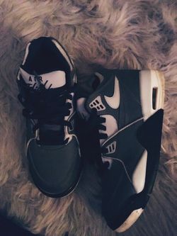Nike Flights