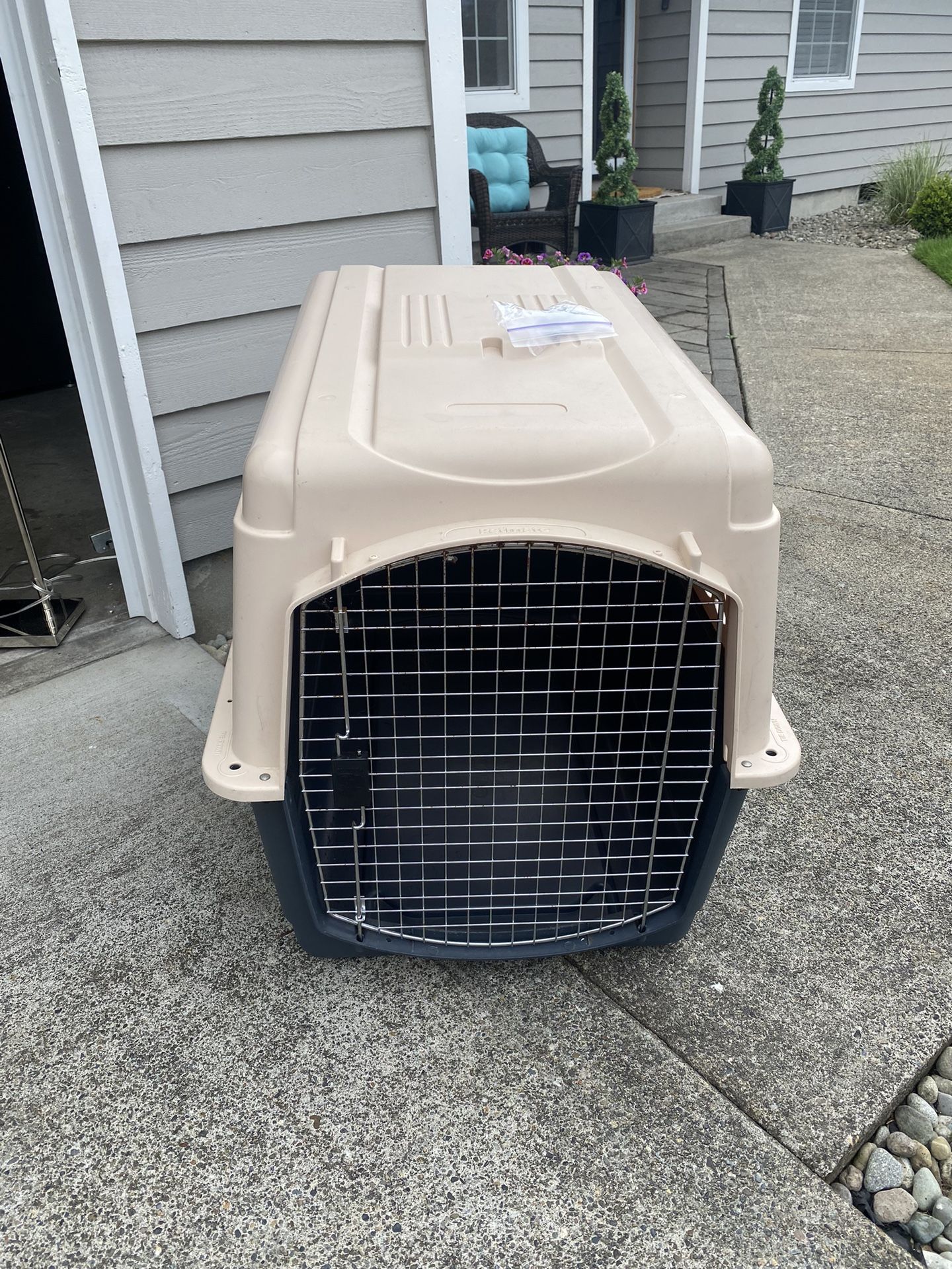 Large Dog Kennel