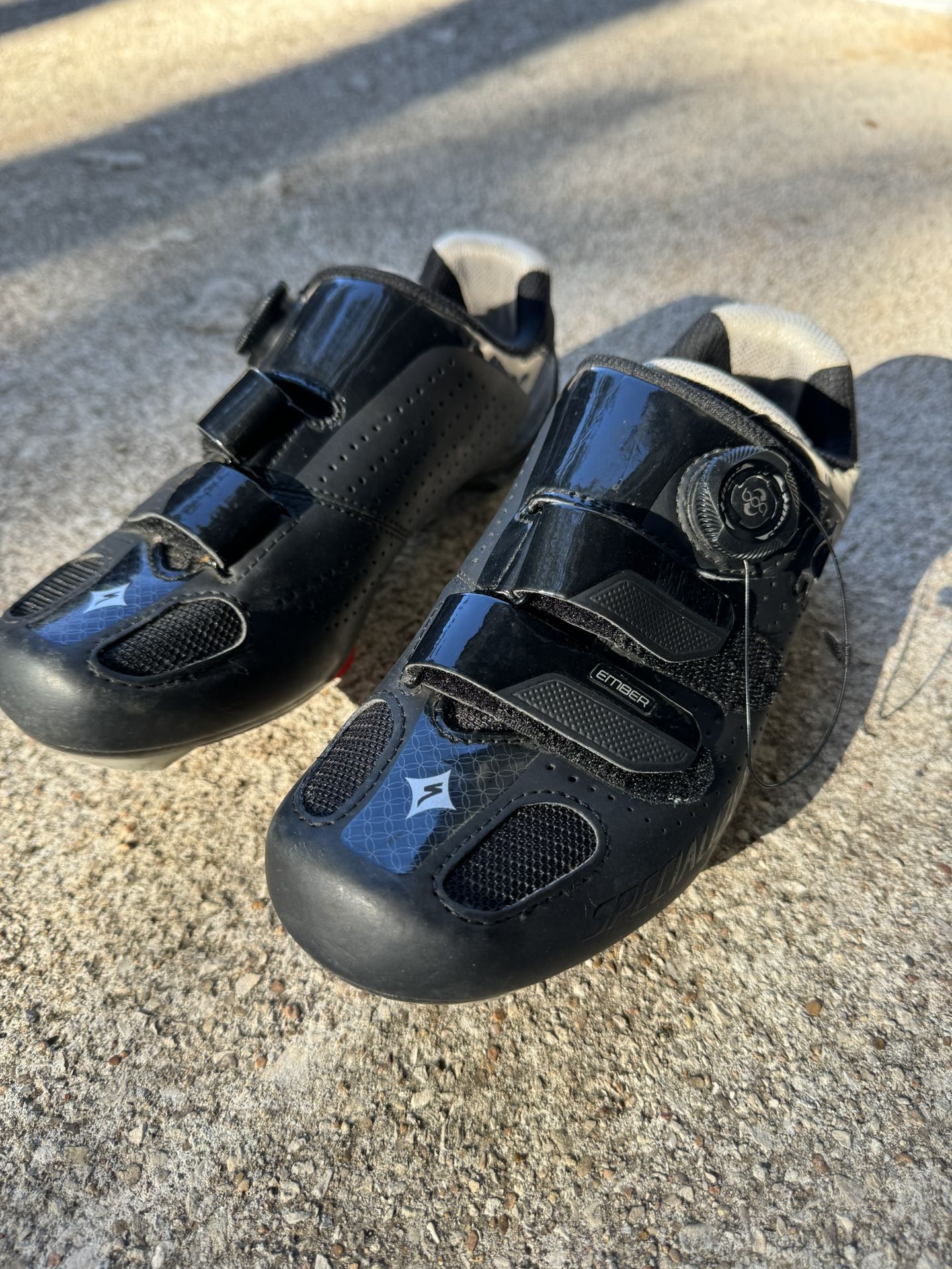 Specialized Ember Road Shoes Size 8 With Cleats