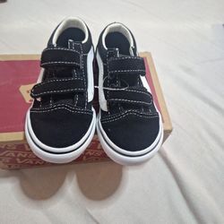 Old Skool Vans Size 6 In kids